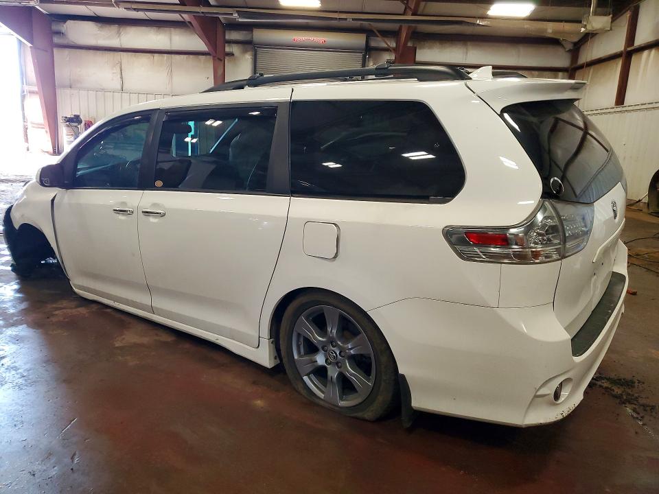 2018 Toyota VIN 5TDXZ3DC5JS918612 COPART salvage auction — FRONT END, Mi - Cert Of Title-Salvage Vehicle, sold $3,850 on 2026-07-17 (photo 2)