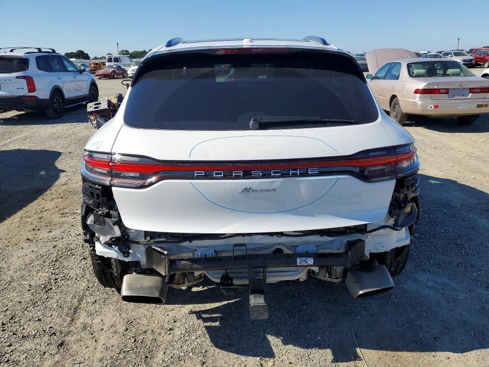 2024 Porsche Macan VIN WP1AA2A50RLB20401 COPART salvage auction — REAR END, Ca - Salvage Certificate, sold $34,750 on 2026-07-02 (photo 6)