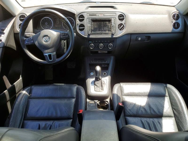 2017 Volkswagen Tiguan VIN WVGUV7AX6HW507206 COPART salvage auction — WATER/FLOOD, Mi - Cert Of Title-Flood Vehicle, sold $1,700 on 2026-08-03 (photo 8)