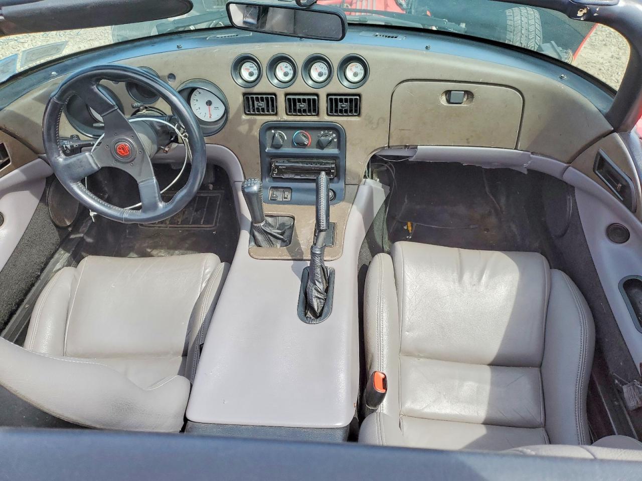 1993 Dodge Viper VIN 1B3BR65E6PV200269 COPART salvage auction — Front End, NY - CERTIFICATE OF TITLE, sold $14,700 on 2026-07-01 (photo 8)
