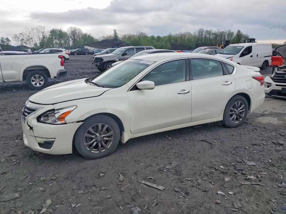2015 Nissan Altima VIN 1N4AL3AP7FN380805 COPART salvage auction — FRONT END, Pa - Certificate Of Salvage, sold $450 on 2026-07-09 (photo 1)