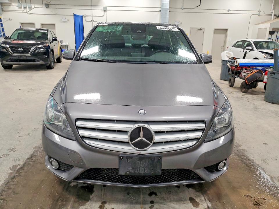2014 Mercedes-benz VIN WDDMH4EB8EJ201650 COPART salvage auction — MINOR DENT/SCRATCHES, ON - PERMIT NO BRAND - UNFIT, sold $875 on 2026-08-04 (photo 5)