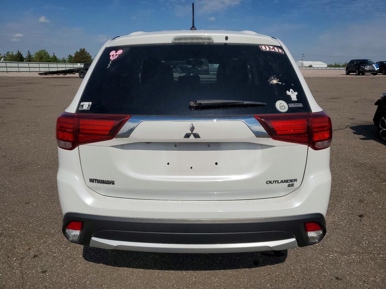 2016 Mitsubishi Outlander VIN JA4AZ3A37GZ060023 COPART salvage auction — Front End, MN - CERT OF TITLE-SALVAGE, sold $2,650 on 2026-07-09 (photo 6)