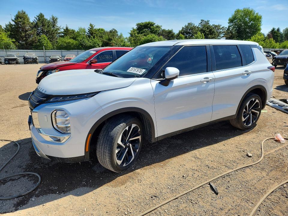 2023 Mitsubishi Outlander VIN JA4J4UA84PZ048539 COPART salvage auction — REAR END, Il - Salvage Certificate, sold $5,900 on 2026-07-14 (photo 1)