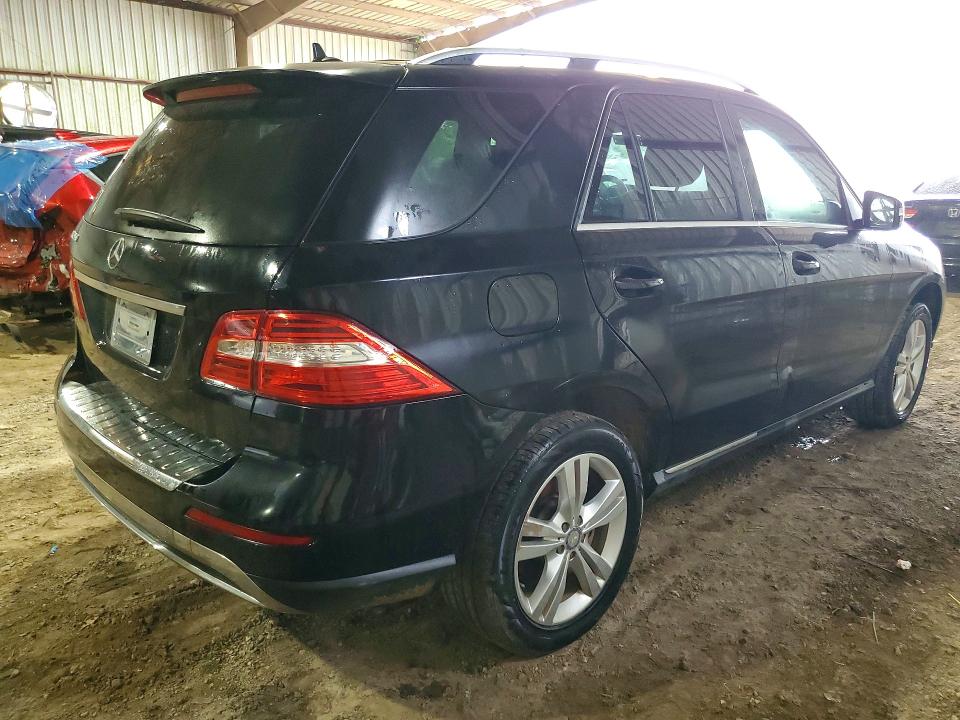 2015 Mercedes-benz M-klasse VIN 4JGDA5JB6FA485299 COPART salvage auction — MINOR DENT/SCRATCHES, Tx - Certificate Of Title, sold $6,600 on 2026-08-12 (photo 3)