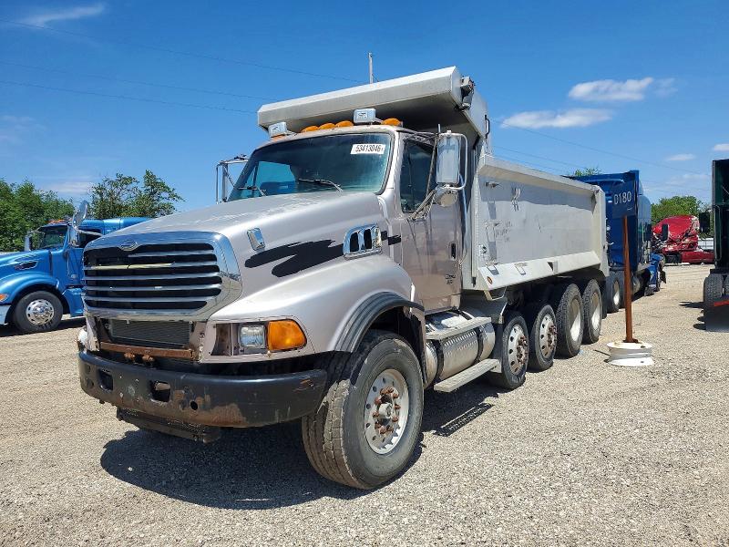 2009 Sterling truck VIN 2FZHAZCV09AAD7936 COPART salvage auction — Burn Engine, IA - CERT OF TITLE-SALVAGE TITLE, sold $5,000 on 2026-07-22 (photo 2)
