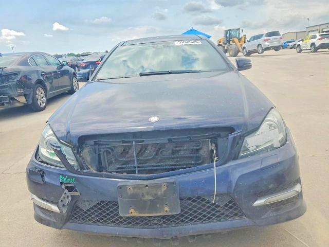 2013 Mercedes-benz VIN WDDGJ4HB4DG003642 COPART salvage auction — FRONT END, Tx - Salvage Vehicle Title, sold $900 on 2026-07-02 (photo 5)
