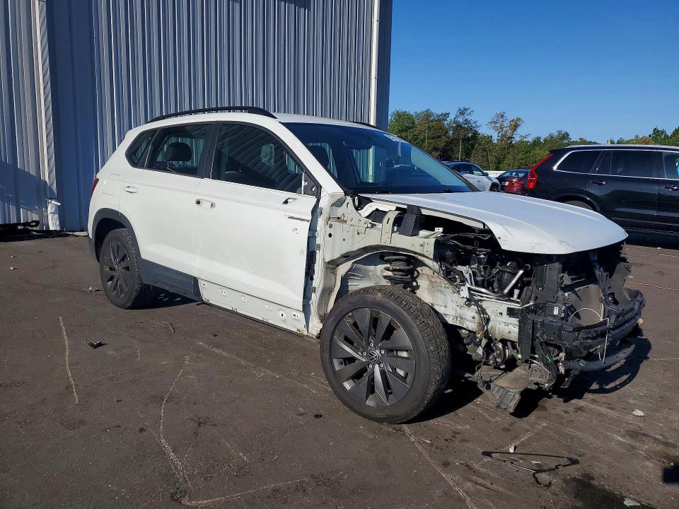 2023 Volkswagen Taos VIN 3VVCX7B25PM365590 COPART salvage auction — FRONT END, Fl - Certificate Of Destruction, sold $1,300 on 2026-08-10 (photo 4)