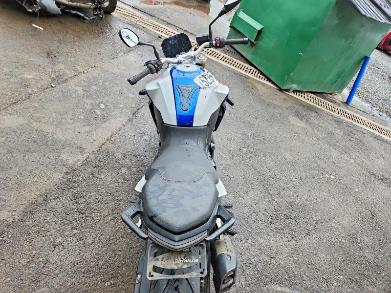 2023 BMW F 900 VIN WB10K1306P6H67404 COPART salvage auction — FRONT END, Ca - Salvage Certificate, sold $3,500 on 2026-07-10 (photo 6)