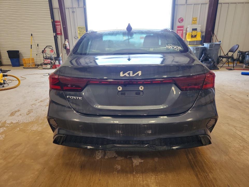 2022 Kia Forte VIN 3KPF24ADXNE429013 COPART salvage auction — FRONT END, Tx - Certificate Of Title, sold $1,000 on 2026-07-09 (photo 6)