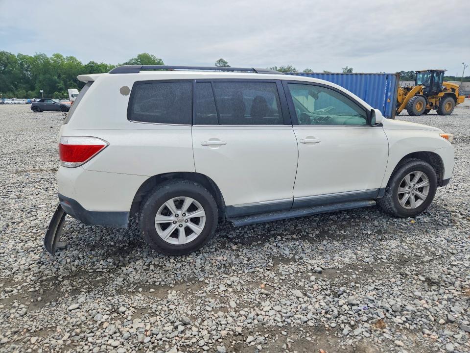 2011 Toyota Highlander VIN 5TDZA3EH0BS009799 COPART salvage auction — MINOR DENT/SCRATCHES, Ga - Certificate Of Title, sold $4,050 on 2026-07-28 (photo 3)