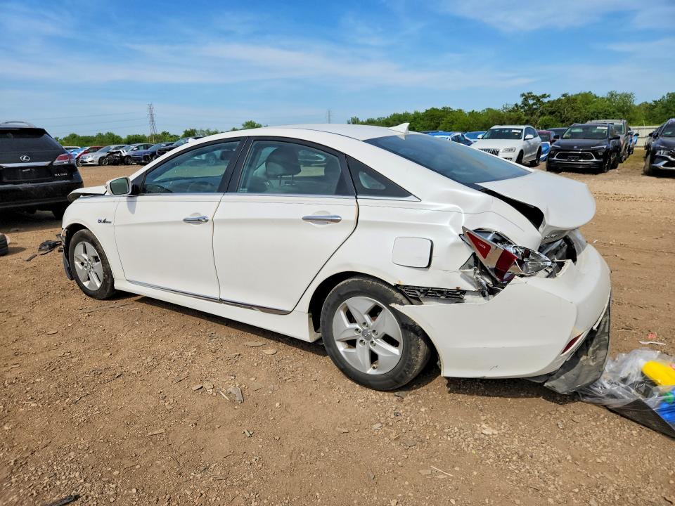 2012 Hyundai Sonata VIN KMHEC4A45CA022687 COPART salvage auction — REAR END, Il - Salvage Certificate, sold $400 on 2026-07-10 (photo 2)