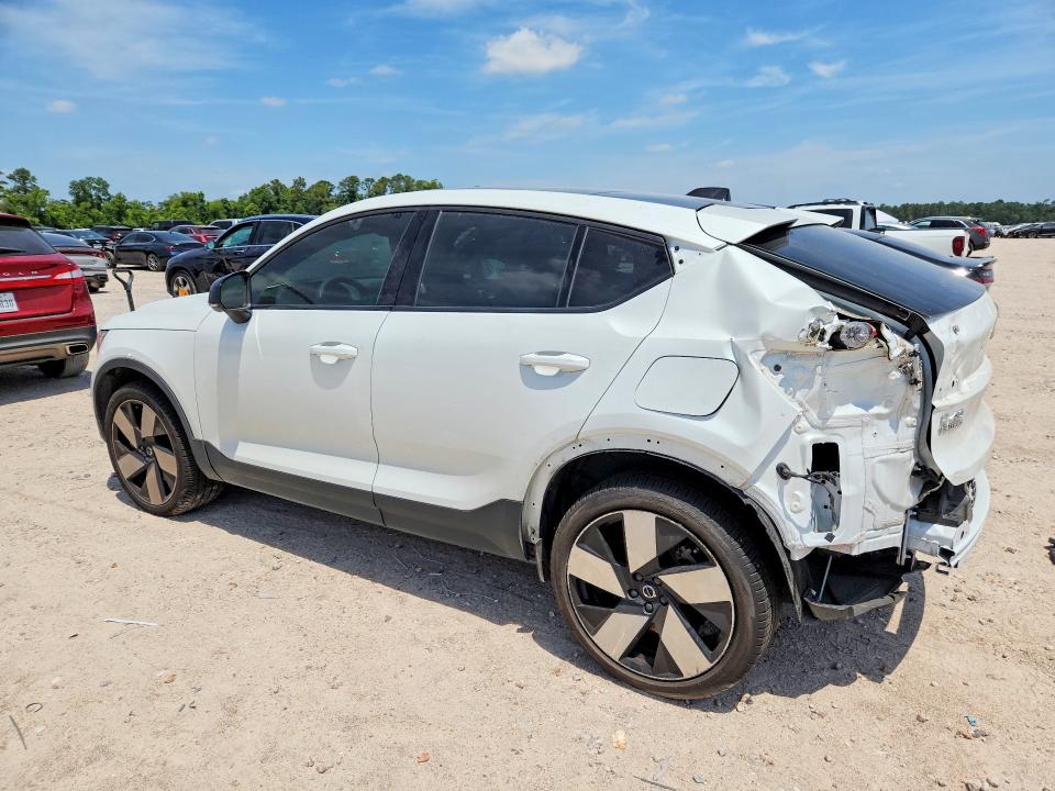 2023 Volvo VIN YV4ED3GM2P2048163 COPART salvage auction — REAR END, Tx - Salvage Vehicle Title, sold $10,300 on 2026-07-07 (photo 2)