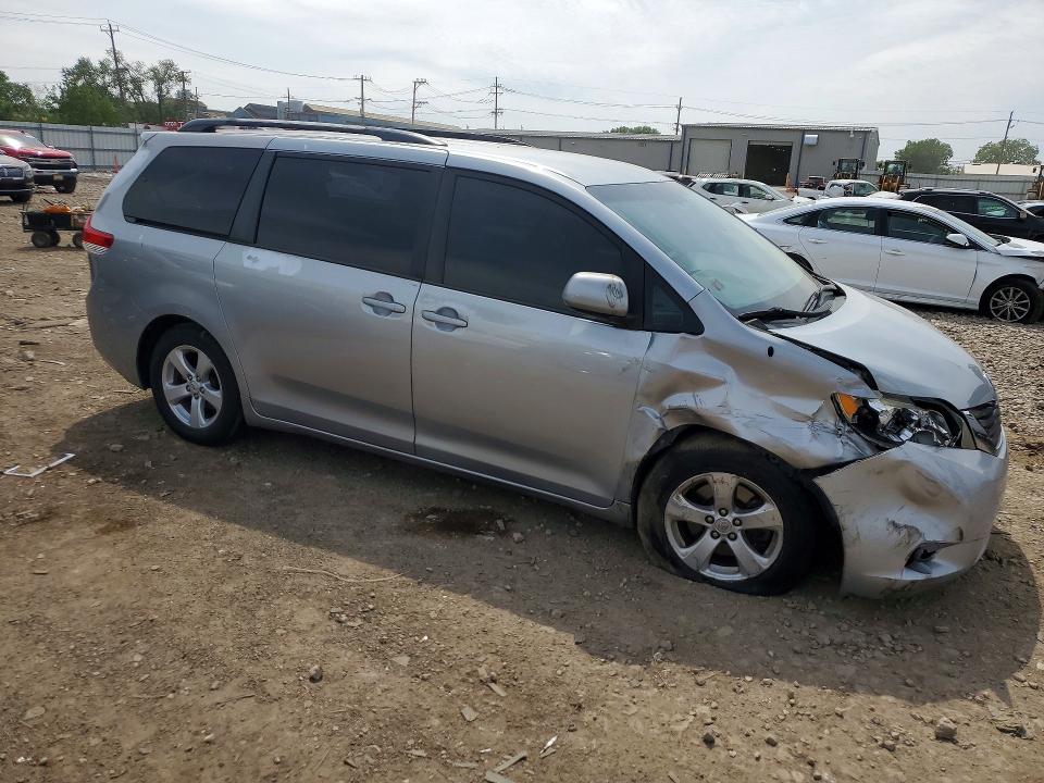 2012 Toyota Sienna VIN 5TDKK3DC1CS192247 COPART salvage auction — FRONT END, Il - Salvage Certificate, sold $1,600 on 2026-07-24 (photo 4)
