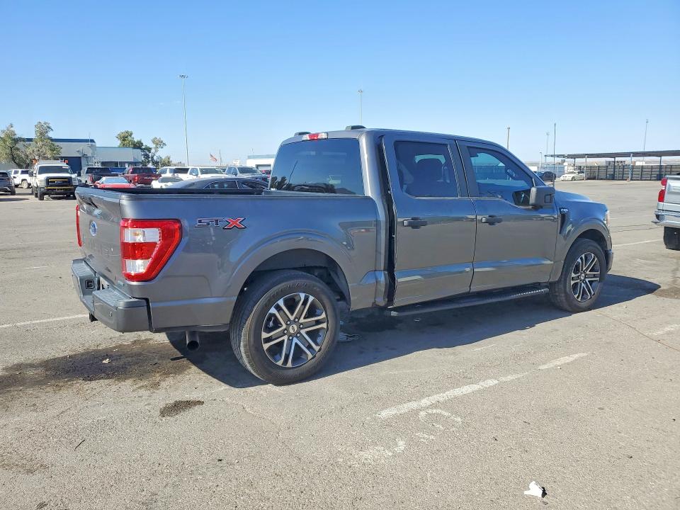 2021 Ford F-150 VIN 1FTEW1CP1MKE92261 COPART salvage auction — SIDE, Tx - Salvage Vehicle Title, sold $10,799 on 2026-07-31 (photo 3)
