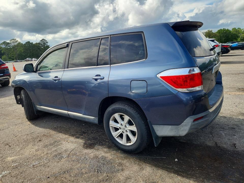 2012 Toyota Highlander VIN 5TDZK3EH0CS060945 COPART salvage auction — FRONT END, MS - CERT OF TITLE-SALVAGED, sold $1,600 on 2026-07-06 (photo 2)