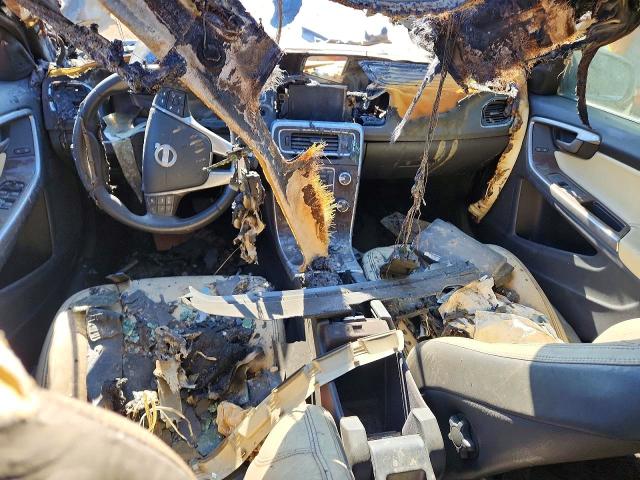 2013 Volvo S60 VIN YV1612FS4D1224765 COPART salvage auction — BURN, Ab - Bos - Nonrepairable, sold $125 on 2026-07-09 (photo 8)