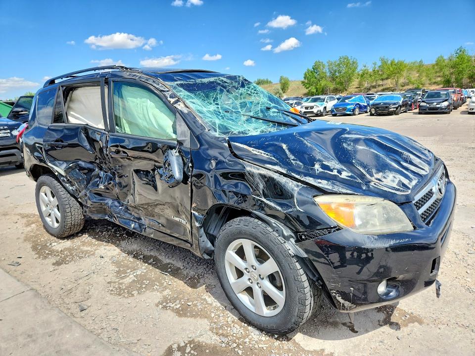 2007 Toyota Rav 4 VIN JTMBK31V376014531 COPART salvage auction — ROLLOVER, CO - NON-REPAIRABLE CERT OF TITLE, sold $350 on 2026-07-06 (photo 4)