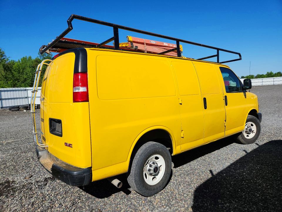 2021 Gmc Savana 2500 VIN 1GTW7AFP7M1176138 COPART salvage auction — MINOR DENT/SCRATCHES, Va - Certificate Of Title, sold $9,600 on 2026-07-06 (photo 3)