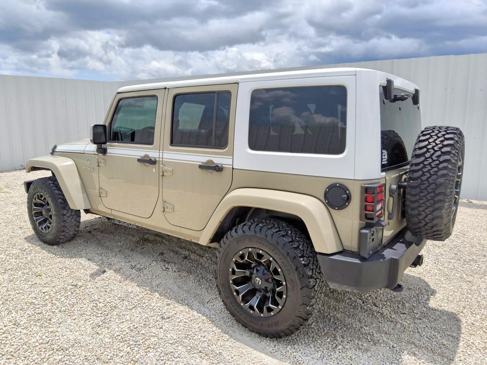 2017 Jeep Wrangler unlimited VIN 1C4BJWEG3HL685846 COPART salvage auction — MINOR DENT/SCRATCHES, La - Certificate Of Title, sold $10,600 on 2026-07-02 (photo 2)
