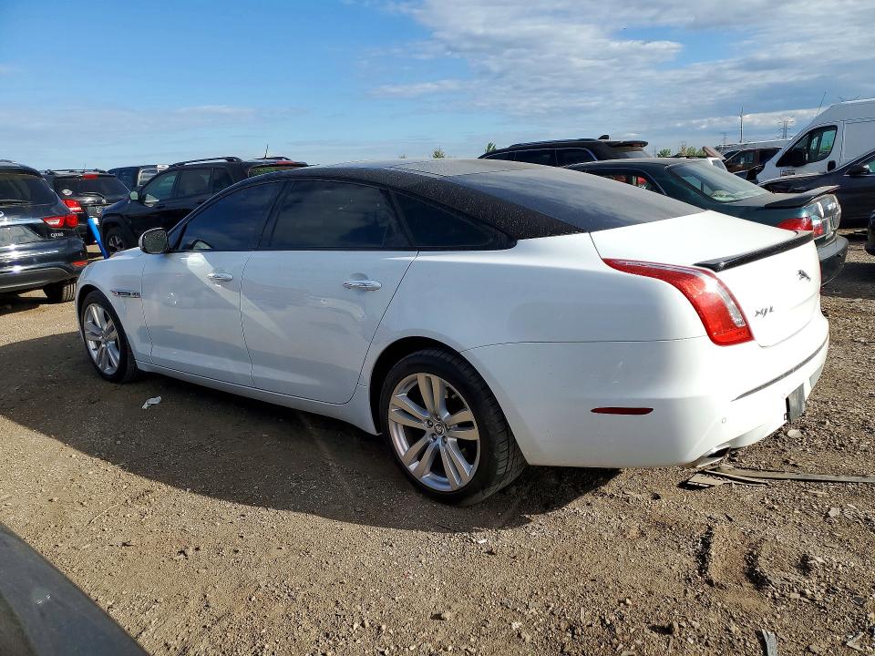 2012 Jaguar Xj VIN SAJWA2GB5CLV36957 COPART salvage auction — WATER/FLOOD, Il - Salvage Cert-Flood, sold $950 on 2026-07-16 (photo 2)