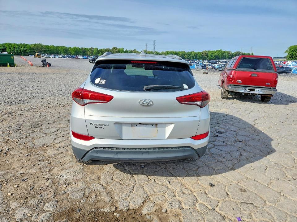 2018 Hyundai Tucson VIN KM8J33A42JU633006 COPART salvage auction — FRONT END, Tn - Salvage Certificate, sold $2,000 on 2026-07-06 (photo 6)