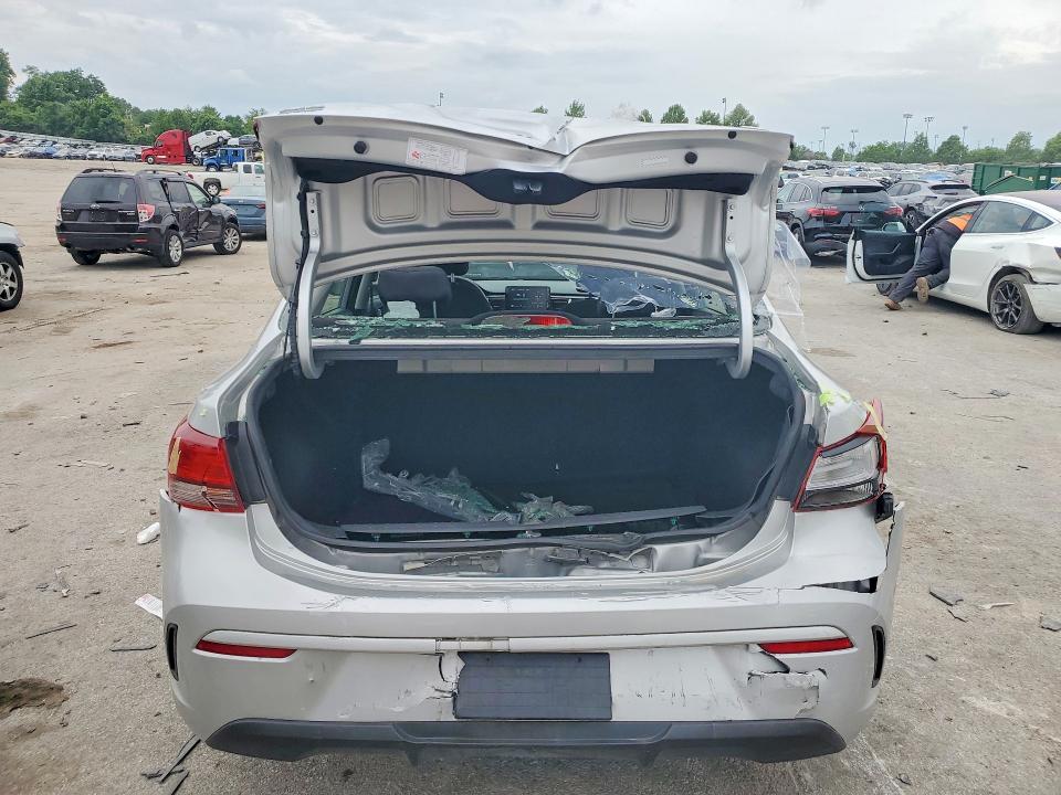 2021 Kia Rio VIN 3KPA24AD5ME366234 COPART salvage auction — REAR END, Mo - Salvage Certificate Of Title, sold $3,000 on 2026-07-10 (photo 6)