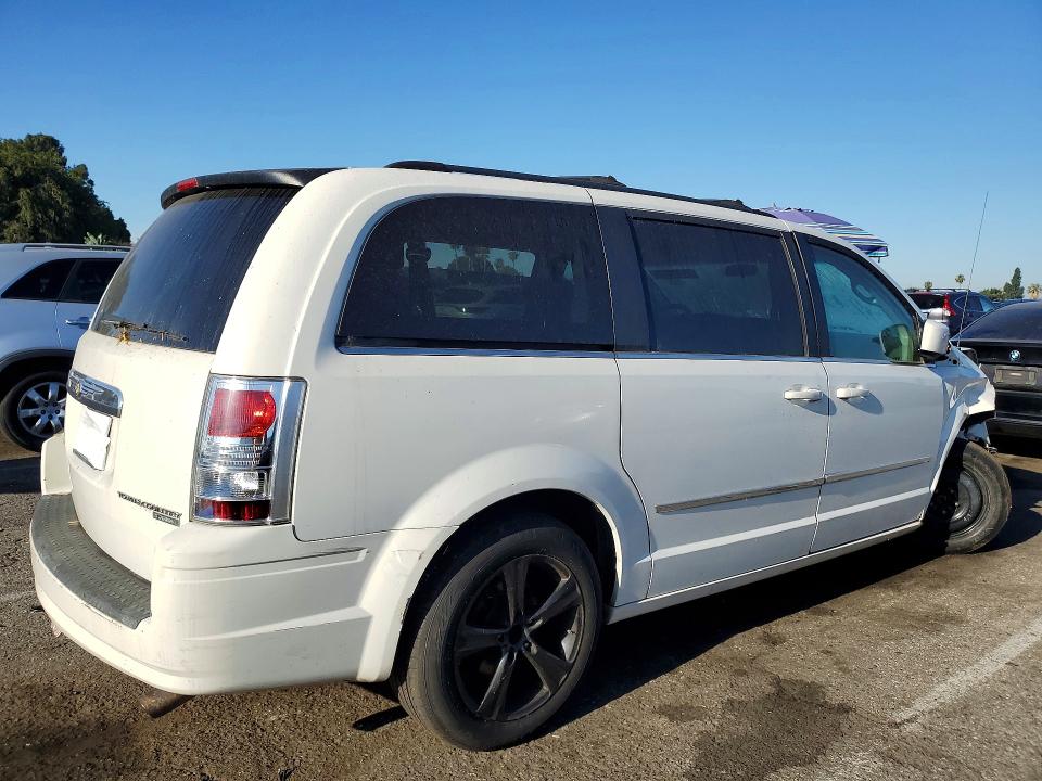 2010 Chrysler Town & country VIN 2A4RR5D19AR347454 COPART salvage auction — FRONT END, Ca - Lien Papers-Clean Or Ac, sold $500 on 2026-07-10 (photo 3)