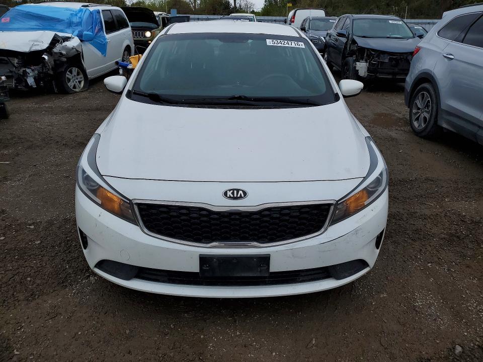 2017 Kia VIN 3KPFK4A73HE006921 COPART salvage auction — MINOR DENT/SCRATCHES, On - Permit No Brand - Unfit, sold $1,600 on 2026-07-03 (photo 5)