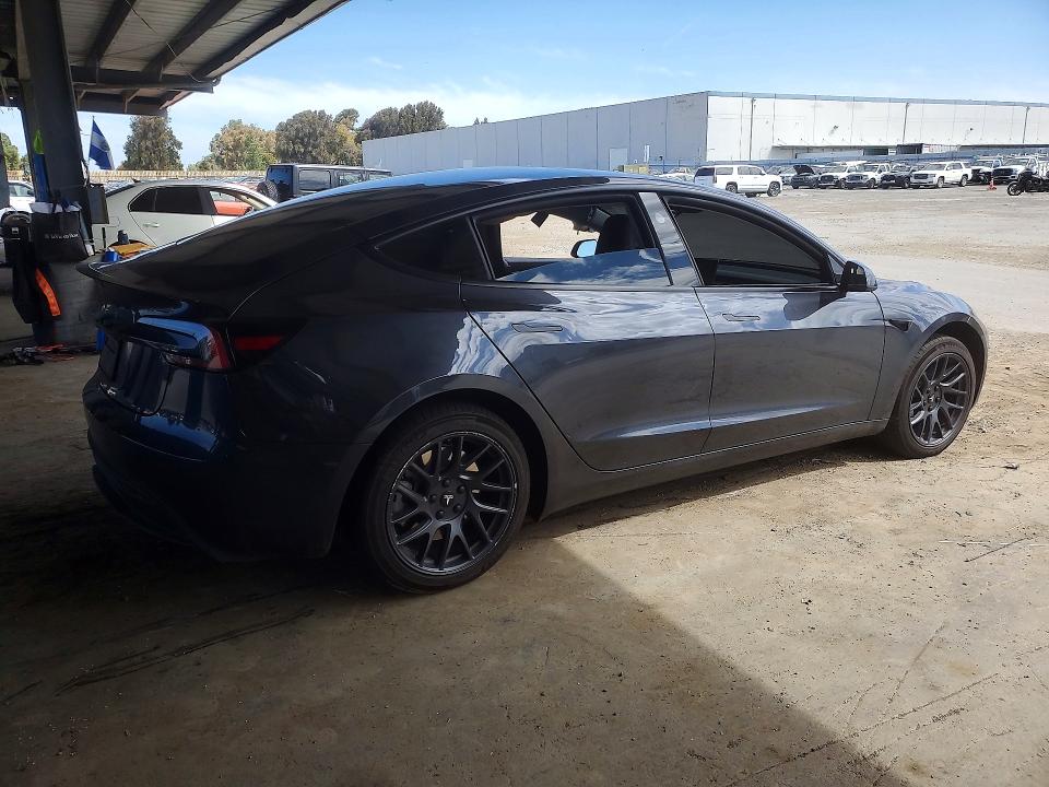 2025 Tesla Model 3 VIN 5YJ3E1EA6SF029013 COPART salvage auction — FRONT END, Ca - Salvage Certificate, sold $13,200 on 2026-07-28 (photo 3)