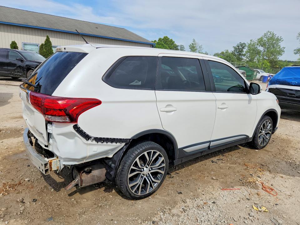 2016 Mitsubishi VIN JA4AZ3A36GZ021567 COPART salvage auction — REAR END, Ky - Bill Of Sale/Part Only/No Titl, sold $1,700 on 2026-07-02 (photo 3)