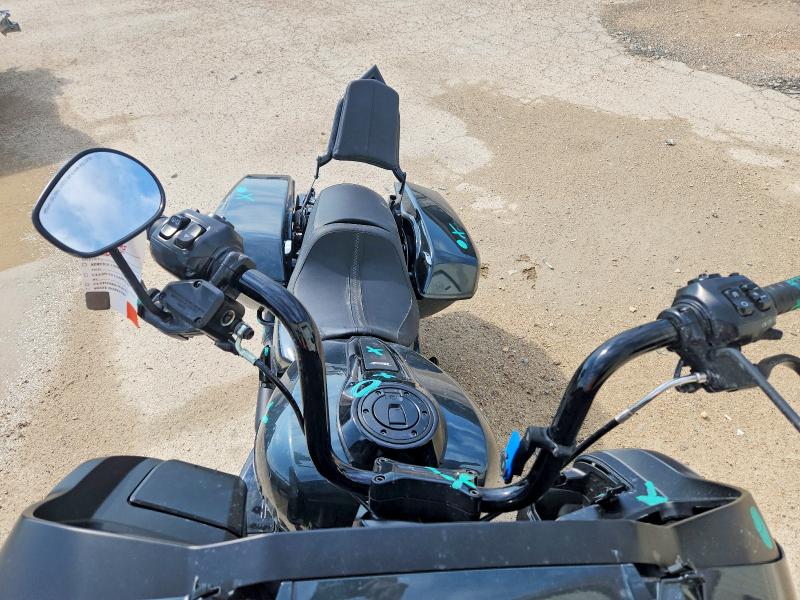 2025 Harley-davidson Fl VIN 1HD1KH71XSB646650 COPART salvage auction — FRONT END, TX - SALVAGE VEHICLE TITLE, sold $9,500 on 2026-07-30 (photo 5)