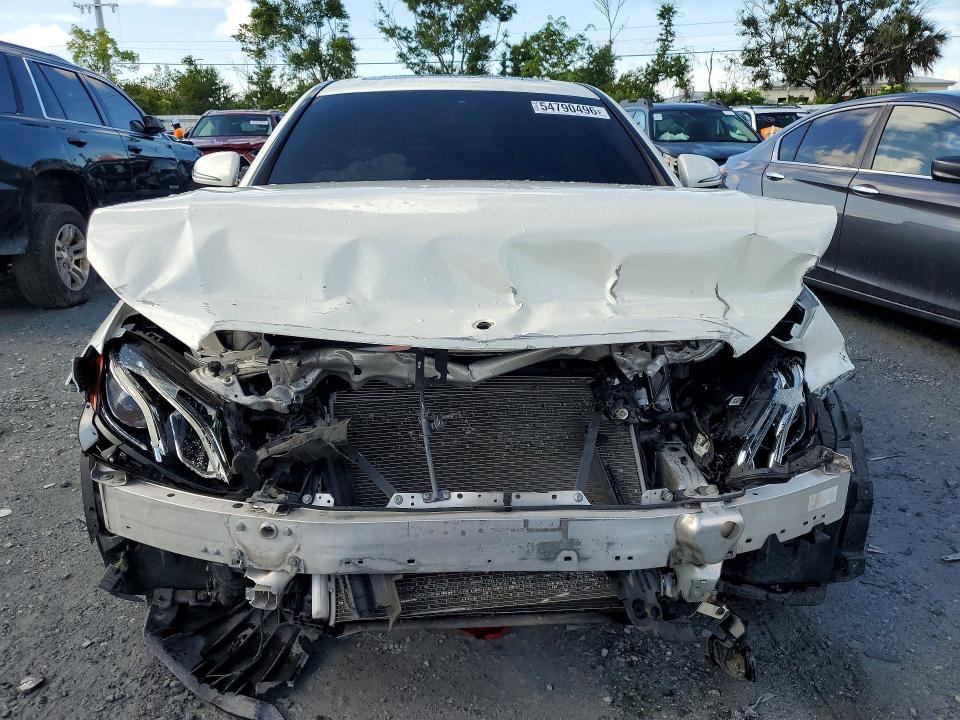 2018 Mercedes-benz E-klasse VIN WDDZF4JB0JA381377 COPART salvage auction — FRONT END, Salvage Title, sold $3,050 on 2026-08-18 (photo 5)