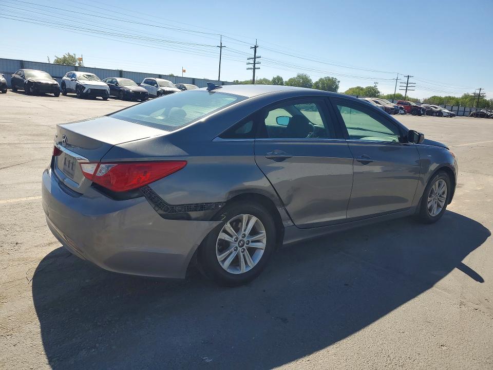 2013 Hyundai Sonata VIN 5NPEB4ACXDH718020 COPART salvage auction — REAR END, ID - SALVAGE CERTIFICATE OF TITLE, sold $900 on 2026-07-02 (photo 3)