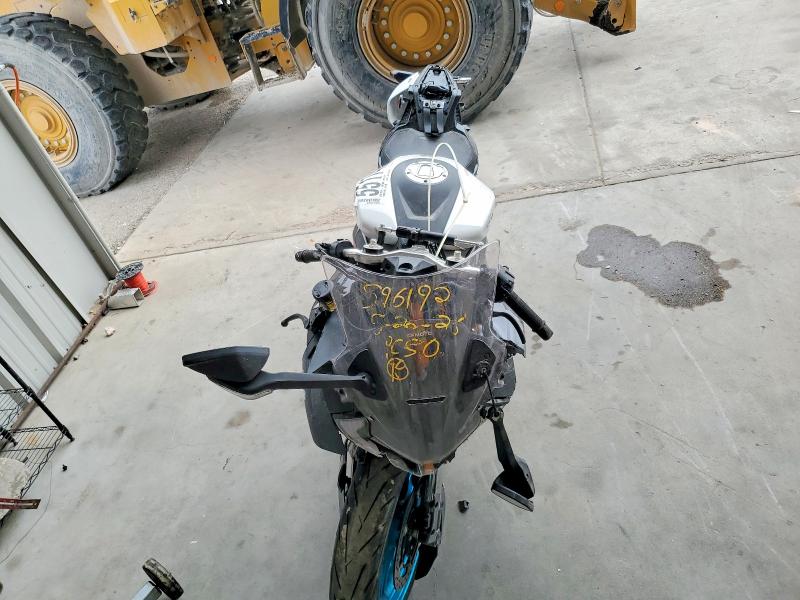 2026 Cf moto 675ss VIN LCEPEVLPXT6001826 COPART salvage auction — FRONT END, AZ - CERT OF TITLE - SALVAGE, sold $1,900 on 2026-07-02 (photo 5)