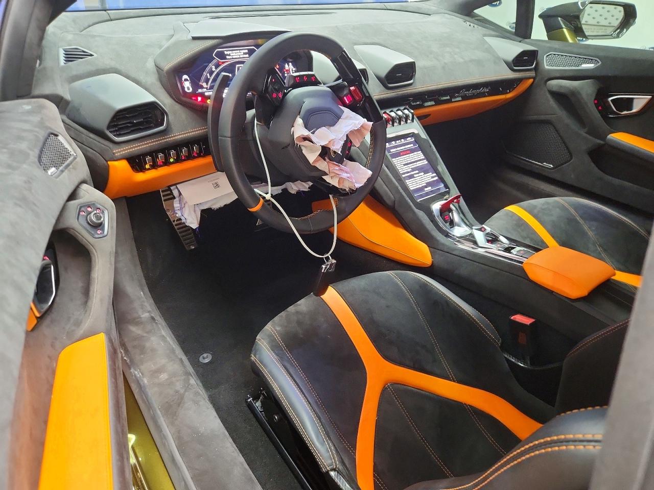 2023 Lamborghini Huracan VIN ZHWUB6ZF9PLA24595 COPART salvage auction — Front End, TX - SALVAGE VEHICLE TITLE, sold $173,000 on 2026-07-02 (photo 8)