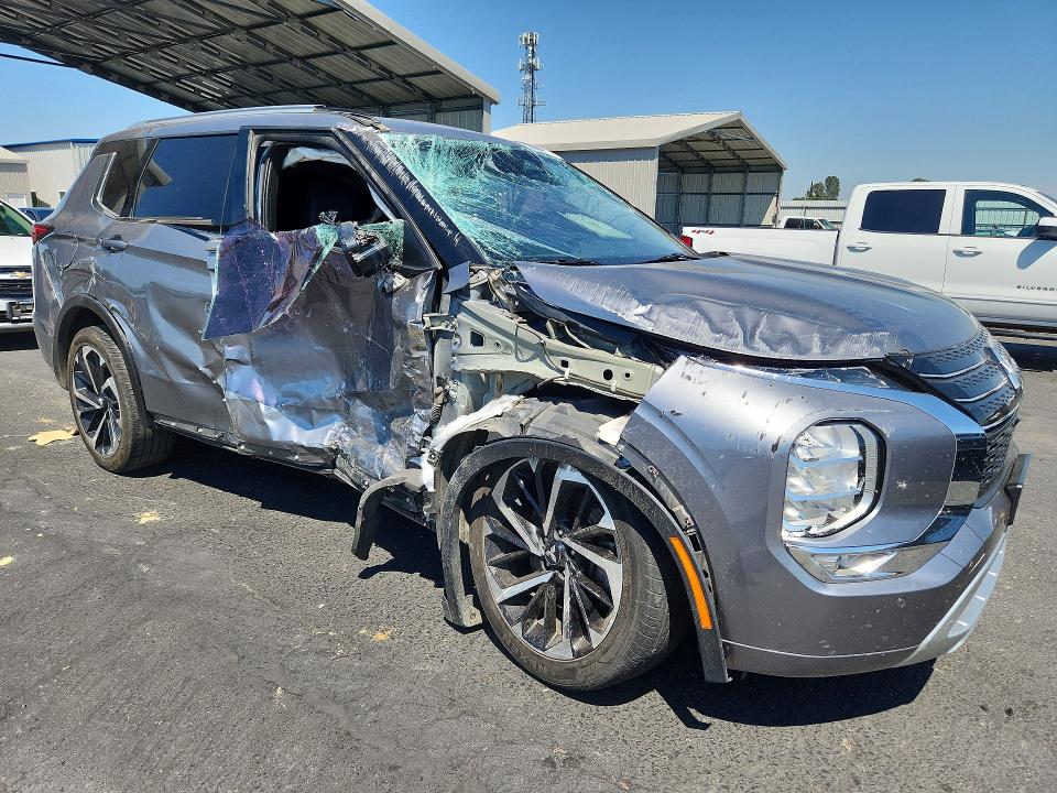 2022 Mitsubishi VIN JA4J3VA83NZ070750 COPART salvage auction — SIDE, Ca - Salvage Certificate, sold $3,950 on 2026-07-13 (photo 4)