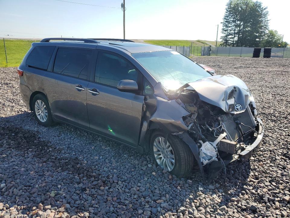 2017 Toyota VIN 5TDYZ3DC5HS804141 COPART salvage auction — FRONT END, In - Cert Of Title-Salvage Title, sold $2,100 on 2026-07-14 (photo 4)