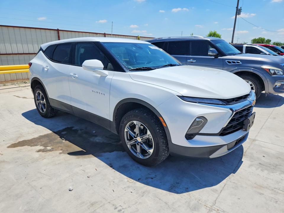 2023 Chevrolet Blazer VIN 3GNKBCR44PS220570 COPART salvage auction — HAIL, Id - Salvage Certificate Of Title, sold $11,000 on 2026-07-24 (photo 4)