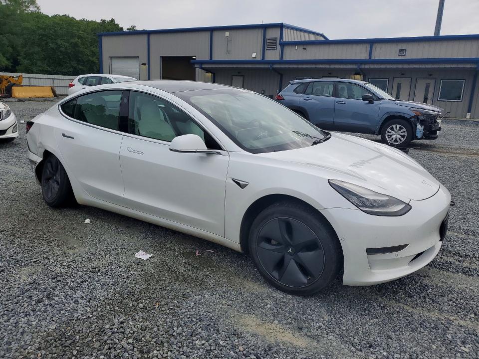 2020 Tesla Model 3 VIN 5YJ3E1EA4LF615453 COPART salvage auction — REAR END, Nc - Salvage Certificate Of Title, sold $4,650 on 2026-07-09 (photo 4)