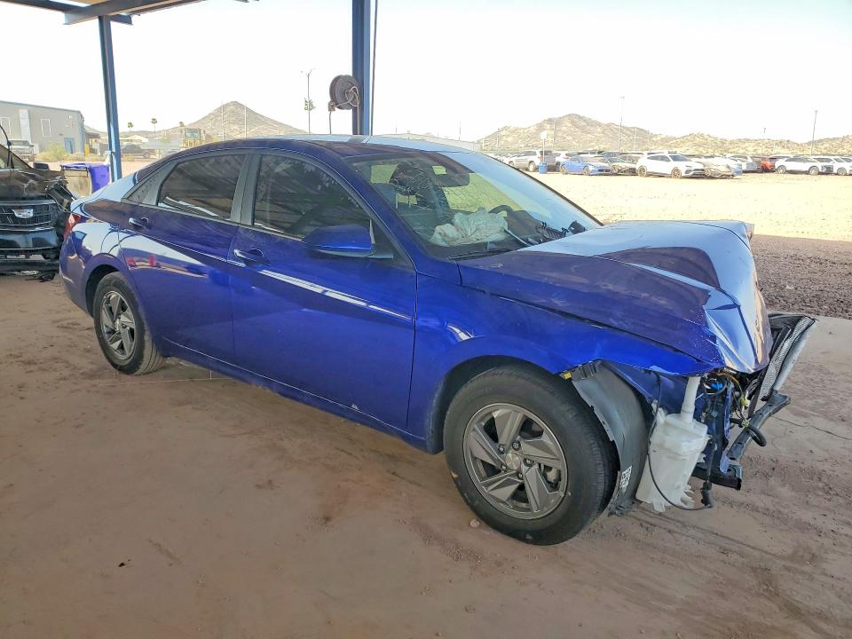 2025 Hyundai Elantra VIN KMHLL4DG2SU987663 COPART salvage auction — FRONT END, AZ - CERT OF TITLE - SALVAGE, sold $1,400 on 2026-07-28 (photo 4)