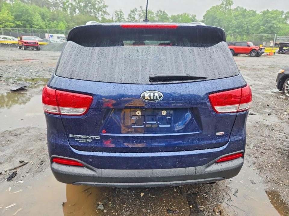 2017 Kia Sorento VIN 5XYPG4A33HG322373 COPART salvage auction — VANDALISM, Md - Cert Of Salvage > 75% Damage, sold $2,150 on 2026-07-10 (photo 6)