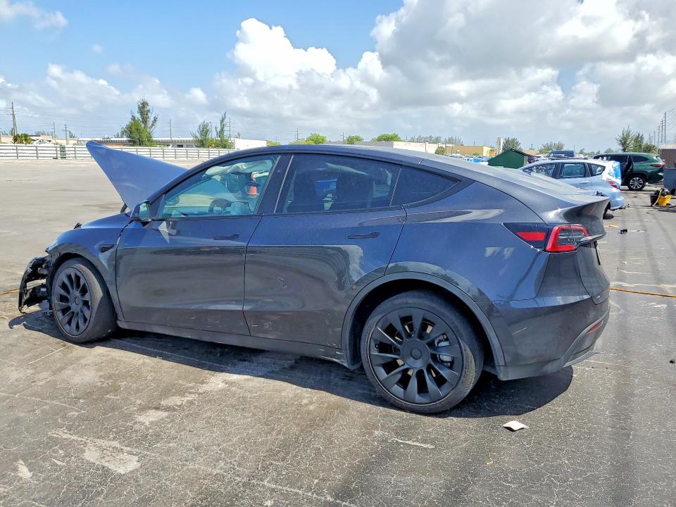 2024 Tesla VIN 7SAYGDED4RF038592 COPART salvage auction — FRONT END, Salvage Title, sold $200 on 2026-07-27 (photo 2)