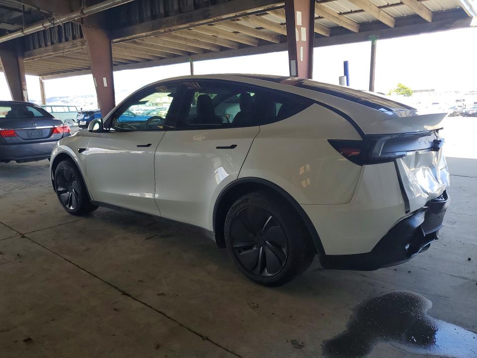 2026 Tesla Model y VIN 7SAYGDEE5TF349139 COPART salvage auction — REAR END, Salvage Title, sold $25,750 on 2026-07-23 (photo 2)