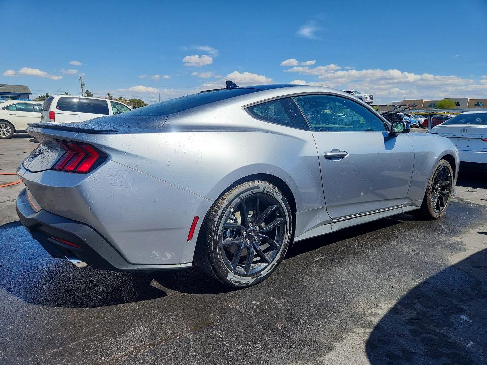 2026 Ford Mustang VIN 1FA6P8TH3T5113251 COPART salvage auction — FRONT END, Nv - Salvage Title, sold $13,500 on 2026-07-09 (photo 3)