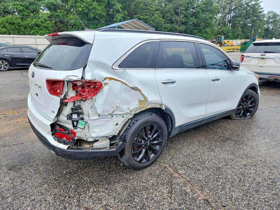 2020 Kia Sorento VIN 5XYPG4A56LG680531 COPART salvage auction — REAR END, Fl - Certificate Of Destruction, sold $1,550 on 2026-07-06 (photo 3)