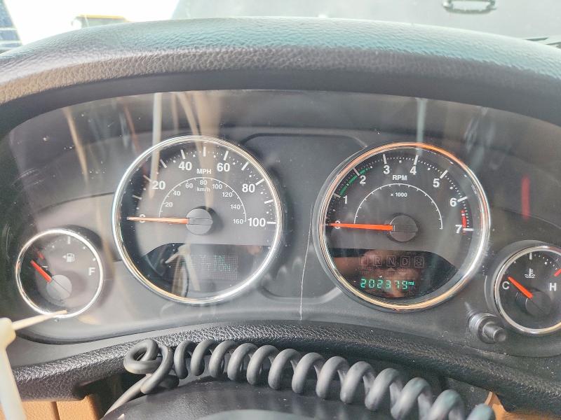 2017 Jeep Wrangler / VIN 1C4BJWEG3HL696314 COPART salvage auction — REAR END, Tx - Salvage Vehicle Title, sold $6,600 on 2026-07-09 (photo 9)