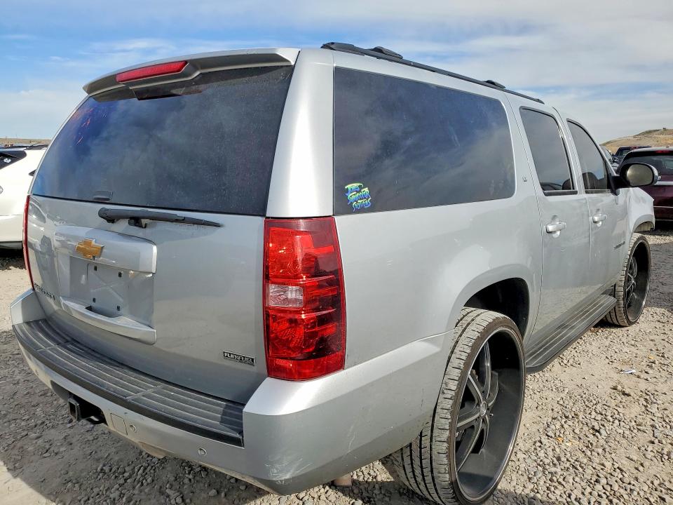 2012 Chevrolet Suburban VIN 1GNSKJE78CR199515 COPART salvage auction — FRONT END, Ut - Salvage Certificate, sold $675 on 2026-07-02 (photo 3)