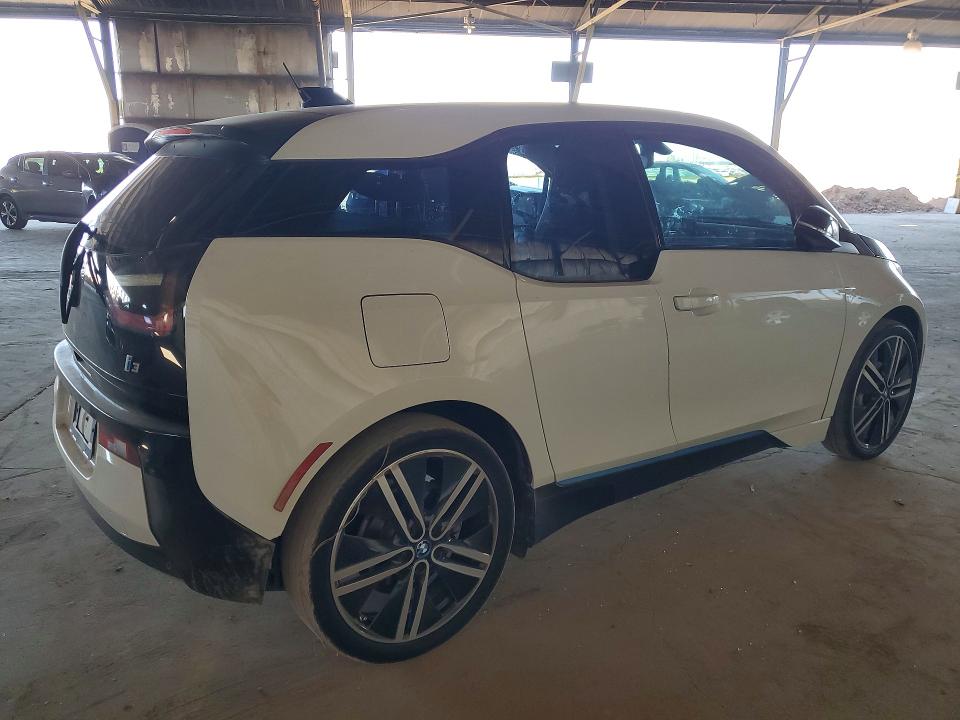 2015 BMW VIN WBY1Z2C52FV286750 COPART salvage auction — NORMAL WEAR, Az - Certificate Of Title, sold $4,550 on 2026-07-08 (photo 3)