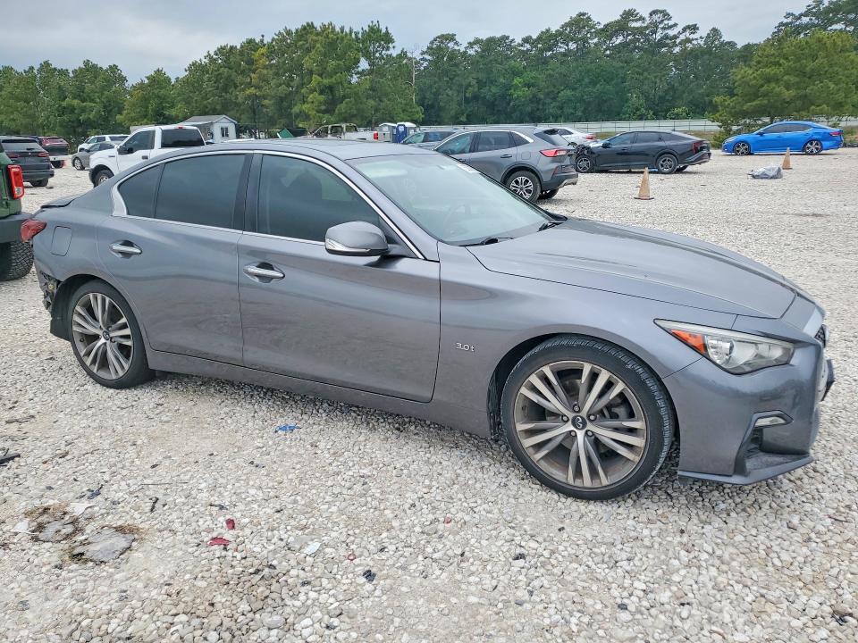 2018 Infiniti VIN JN1EV7AP9JM356620 COPART salvage auction — REAR END, Tx - Salvage Vehicle Title, sold $300 on 2026-07-21 (photo 4)
